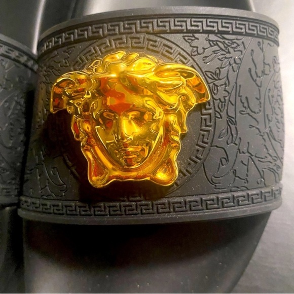 NIB Versace Women's Medusa Slide Sandals in Black/ Gold - Size 37 - Picture 13 of 15